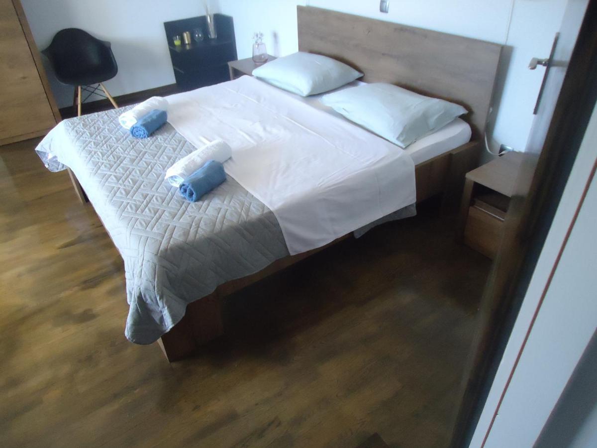 Apartman Cvita Rab Palit エクステリア 写真