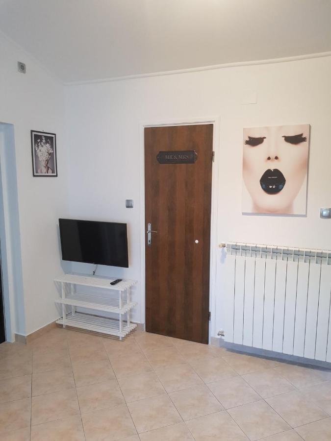 Apartman Cvita Rab Palit エクステリア 写真